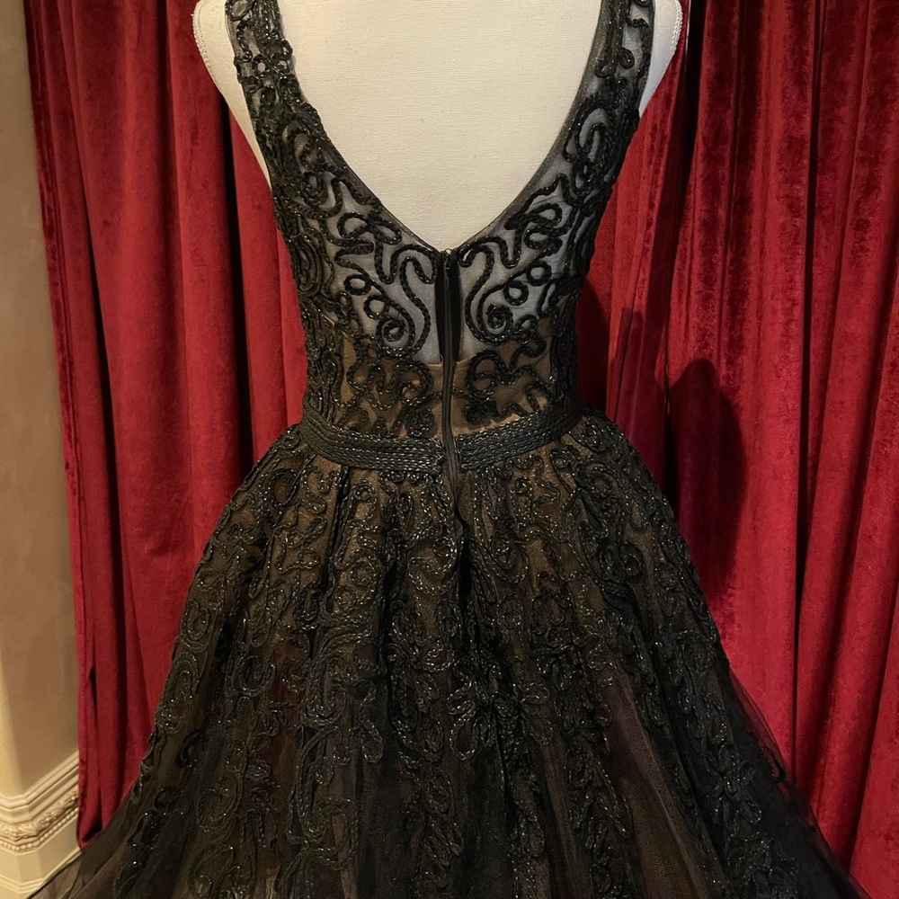 Fouad Sarkis couture gown - Picture 11 of 12